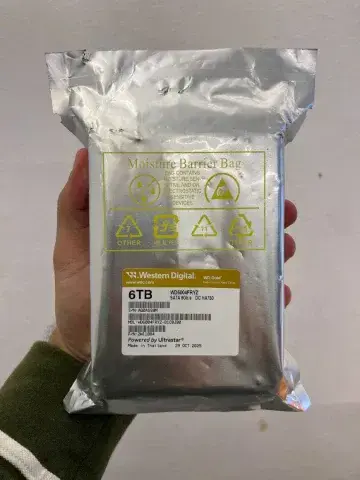 WD GOLD 6TB DATA CENTER – DISQUE DUR INTERNE 3.5″ – 7200 RPM – 512MB CACHE – SATA 6GB/S – WD6004FRY