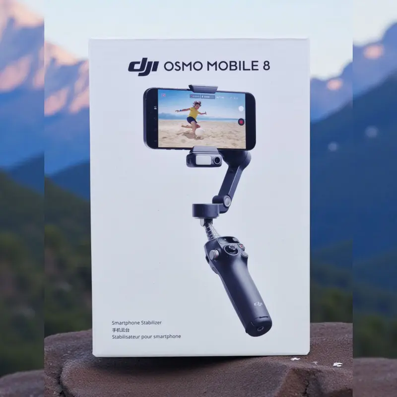 DJI OSMO MOBILE 8 – STABILISATEUR SMARTPHONE – BLUETOOTH – PLIABLE – AMAGNÉTIQUE – PORTRAIT/PAYSAGE – ORIGINAL