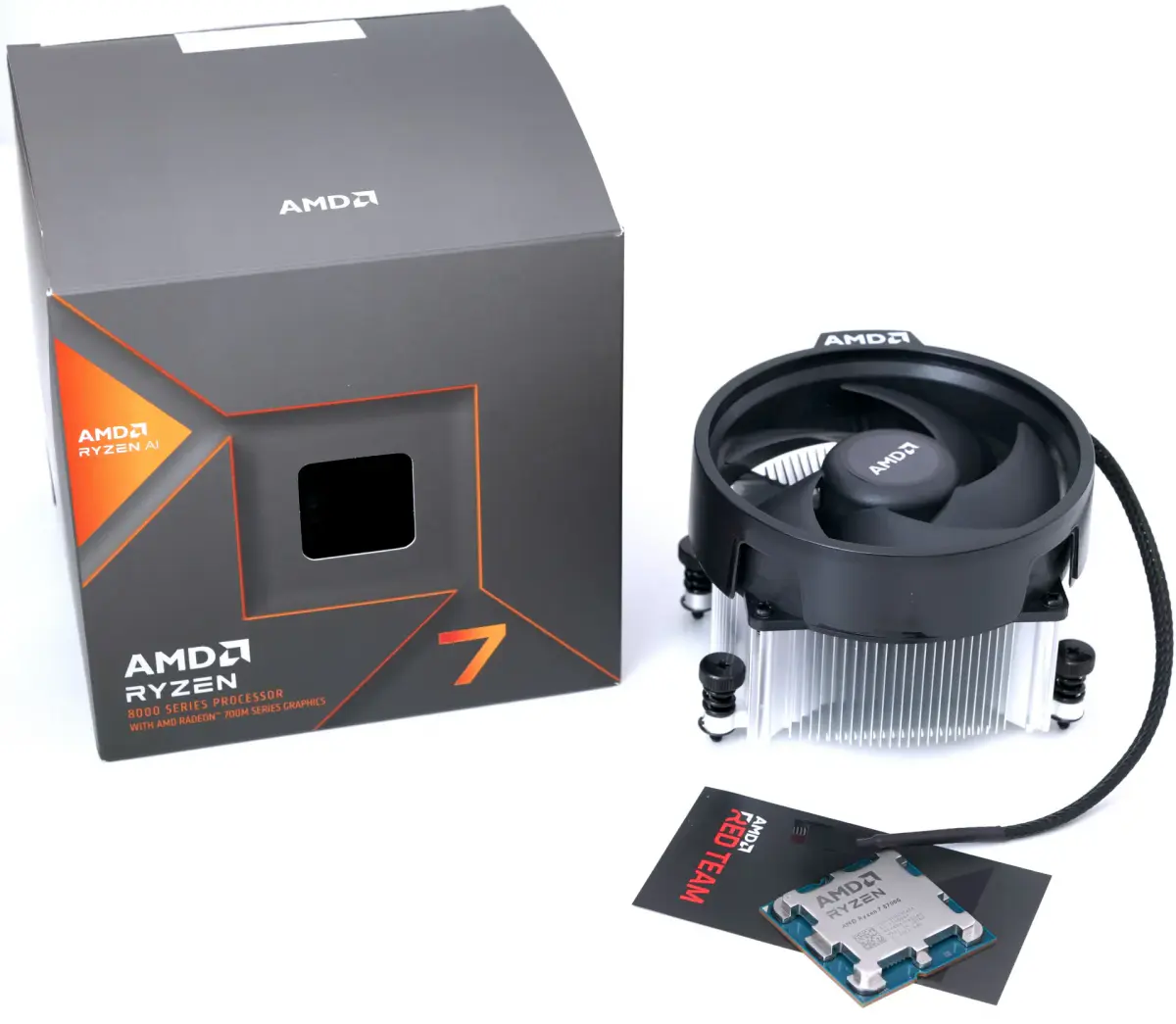 PROCESSEUR AMD RYZEN 7 8700G WRAITH SPIRE – 5.1 GHZ – 16Mo Cache – AMD ZEN 4 – AMD RADEON – 65 W