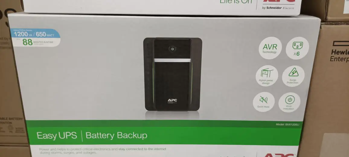 APC Easy UPS BVX 1200VA 230V AVR
