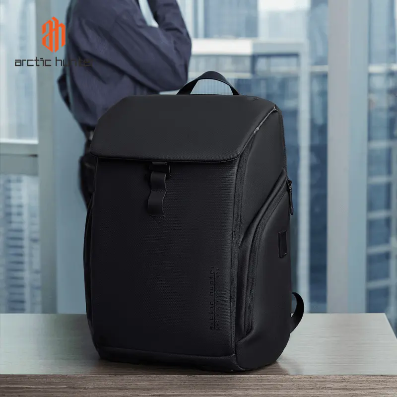 ARCTIC HUNTER B00558 – SAC À DOS 15,6″ – 24L – USB – POLYESTER IMPERMÉABLE – DOCUMENT & LAPTOP