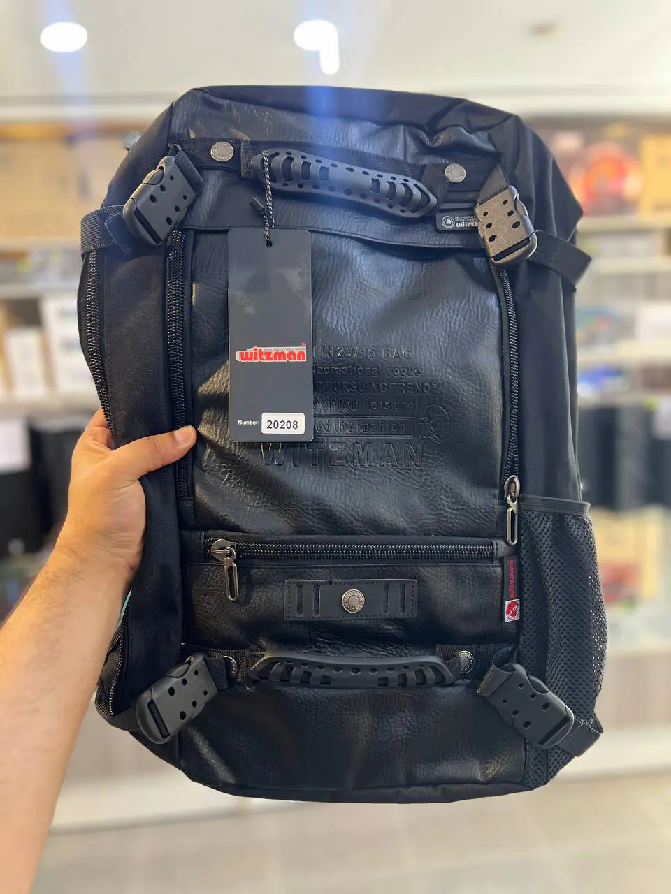WITZMAN B20208 – SAC À DOS DE VOYAGE – GRANDE CAPACITÉ – COMPARTIMENT MULTI-USAGE – DESIGN MODERNE – MATÉRIAUX RÉSISTANTS – BLACK